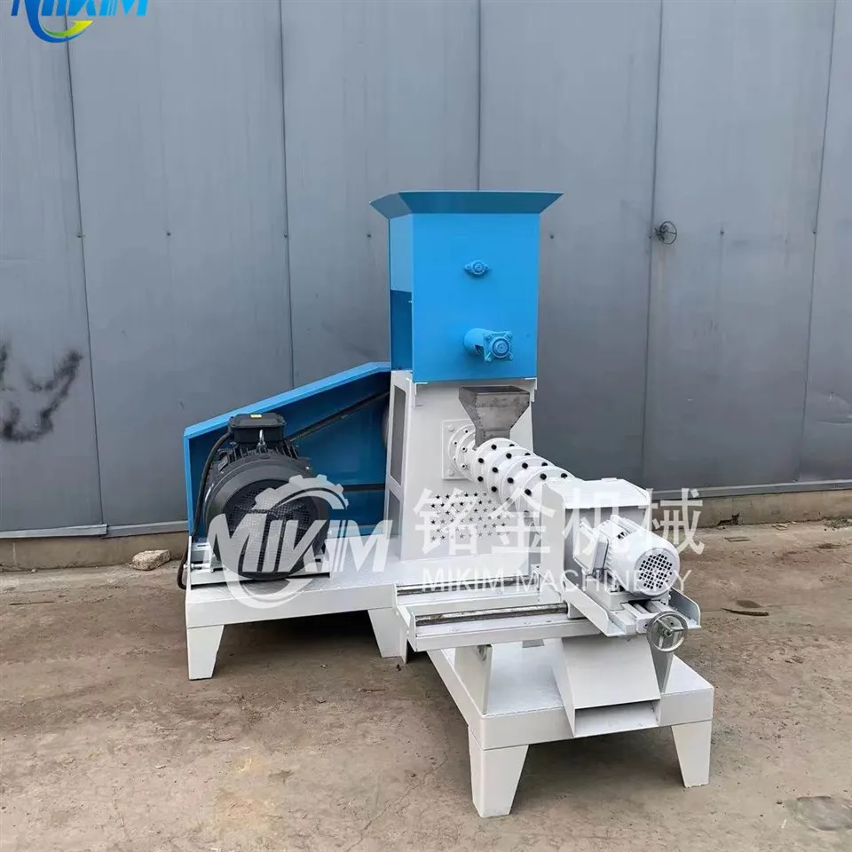 Stroj za proizvodnju hrane za ribe